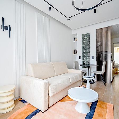 Relax In A Stylish Flat In Montmartre Paris Exterior foto