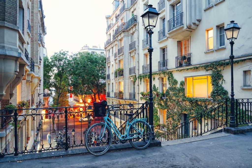 Relax In A Stylish Flat In Montmartre Paris Exterior foto