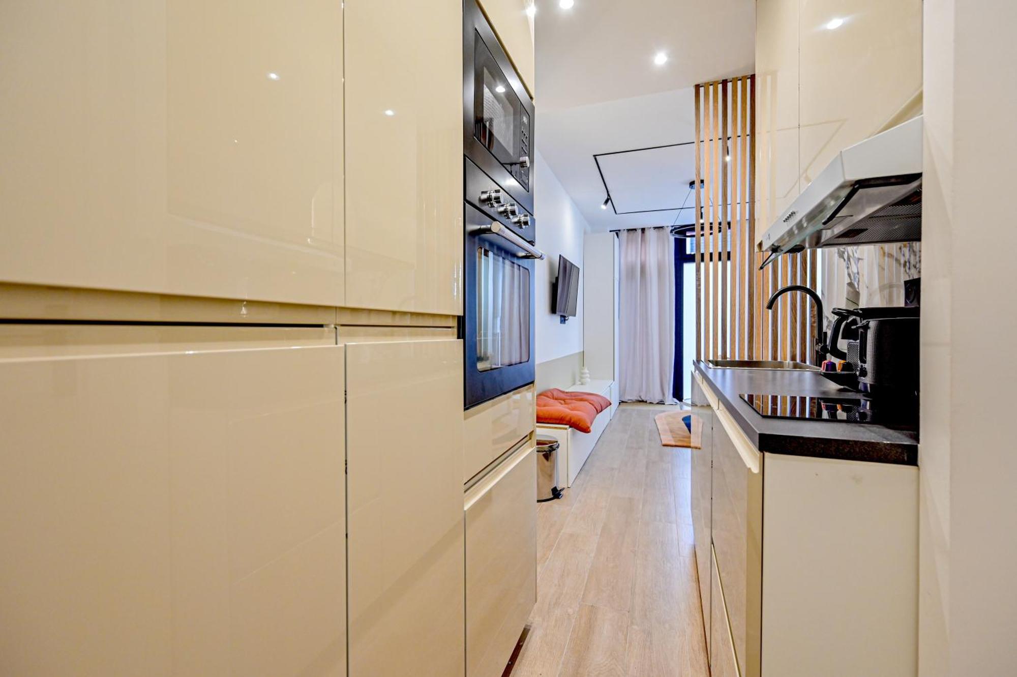 Relax In A Stylish Flat In Montmartre Paris Exterior foto